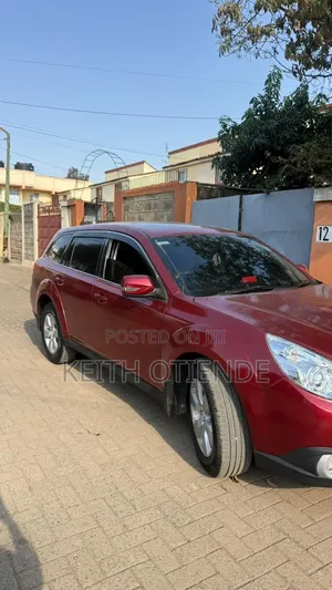 Subaru Outback 2.5i Premium 2013