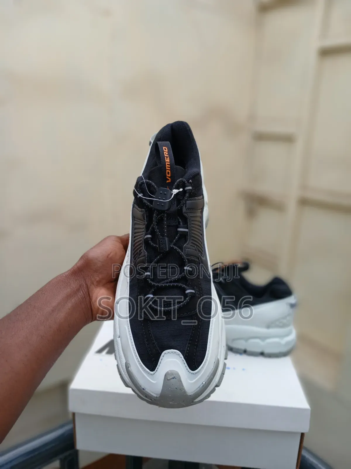 Nike Vomero Sneakers