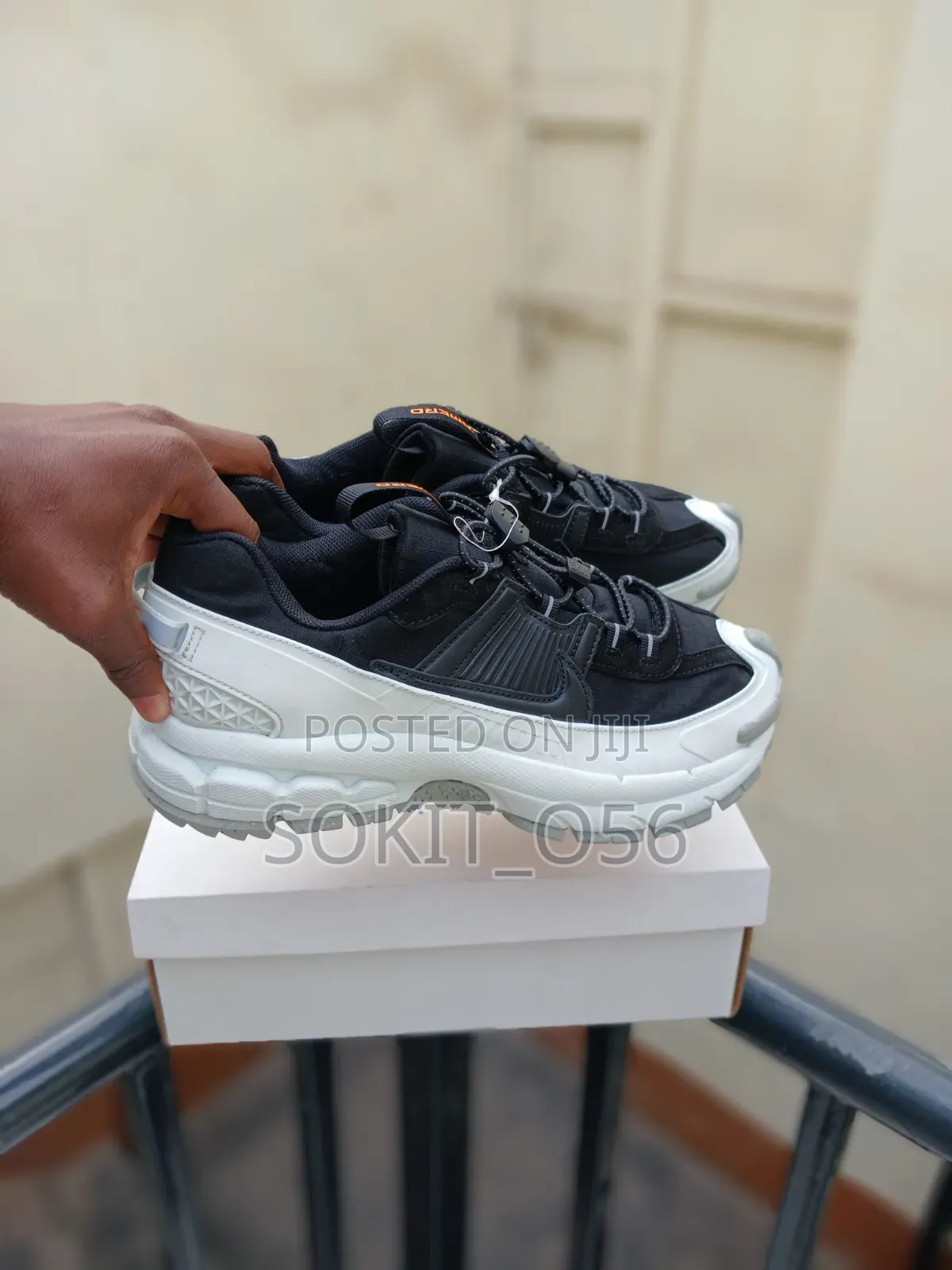 Nike Vomero Sneakers