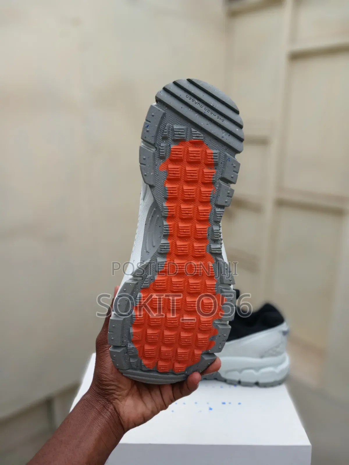 Nike Vomero Sneakers