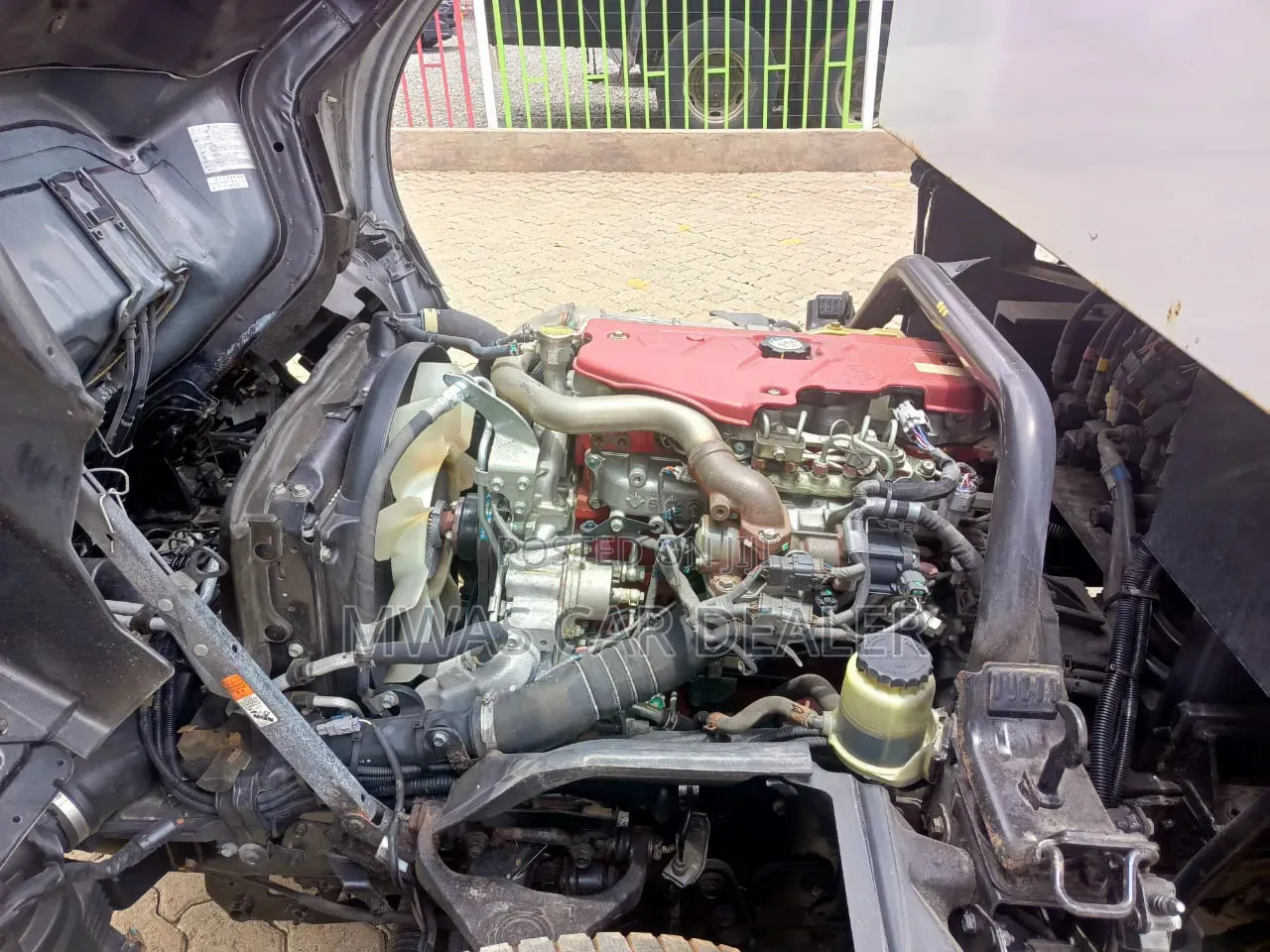 Selling Hino Dutro Truck With Crane Same as KPLC 2018 White