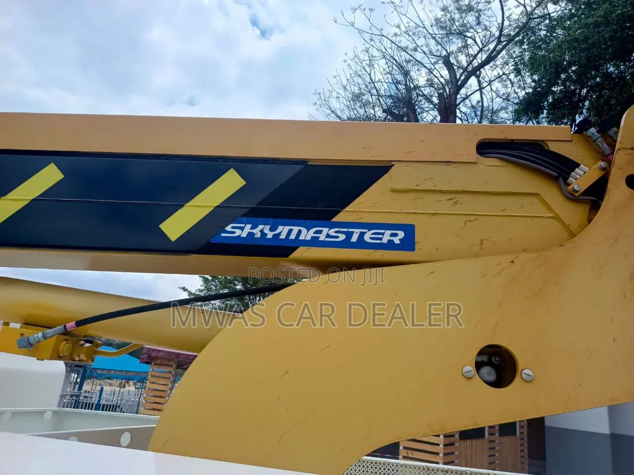 Selling Hino Dutro Truck With Crane Same as KPLC 2018 White