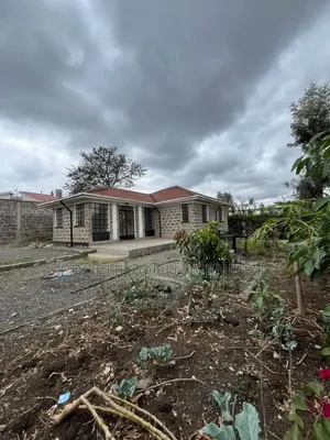 3bdrm Bungalow in Kandisi for sale