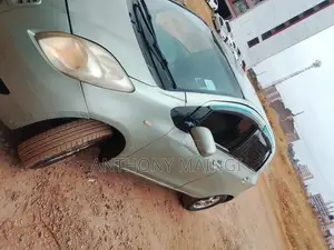 Toyota Vitz 1.0 FWD 5dr 2007 Green