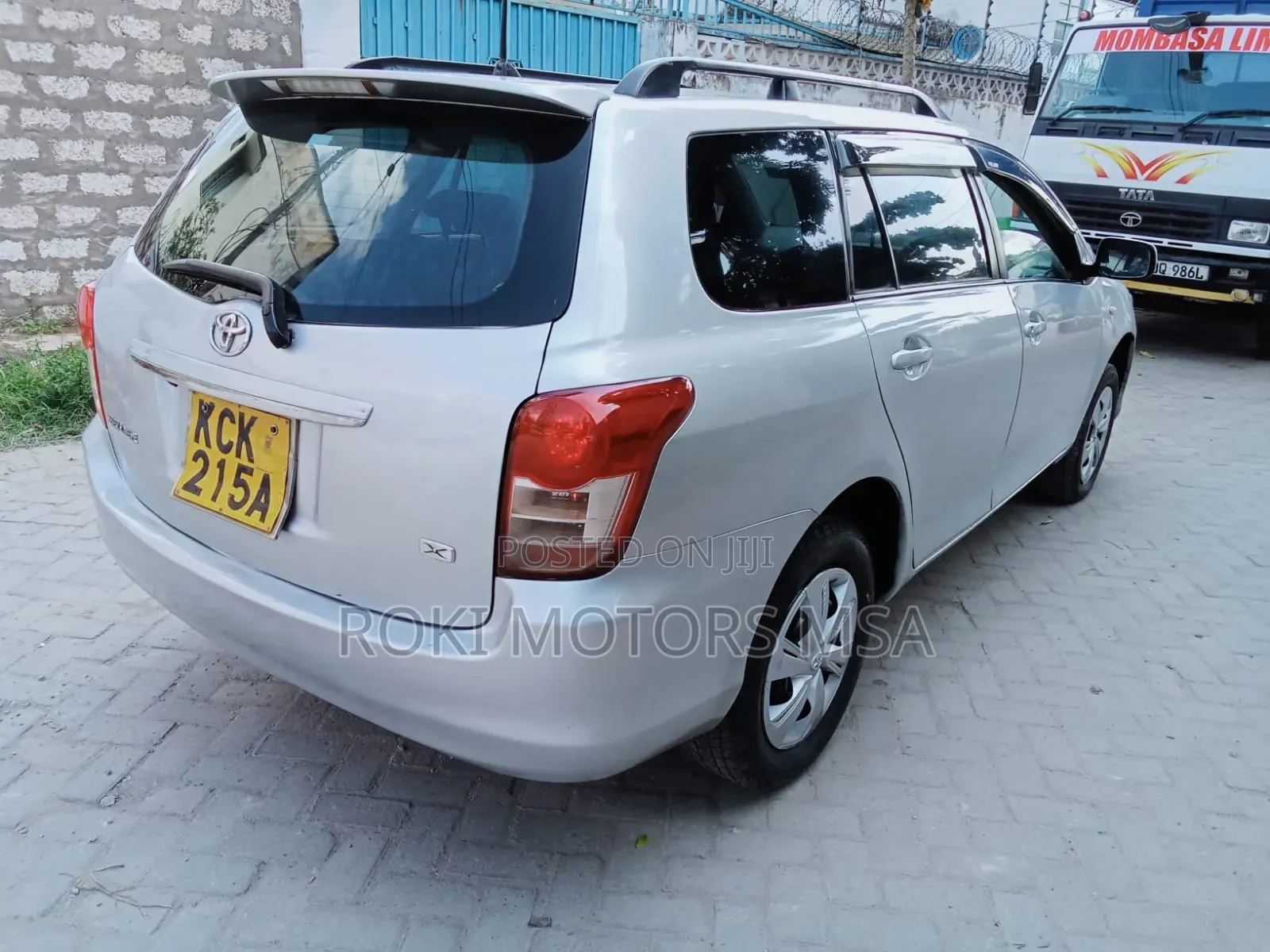 Toyota Corolla Fielder 2011 Gray
