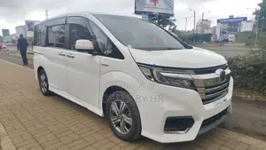 Honda Stepwgn 2018 White