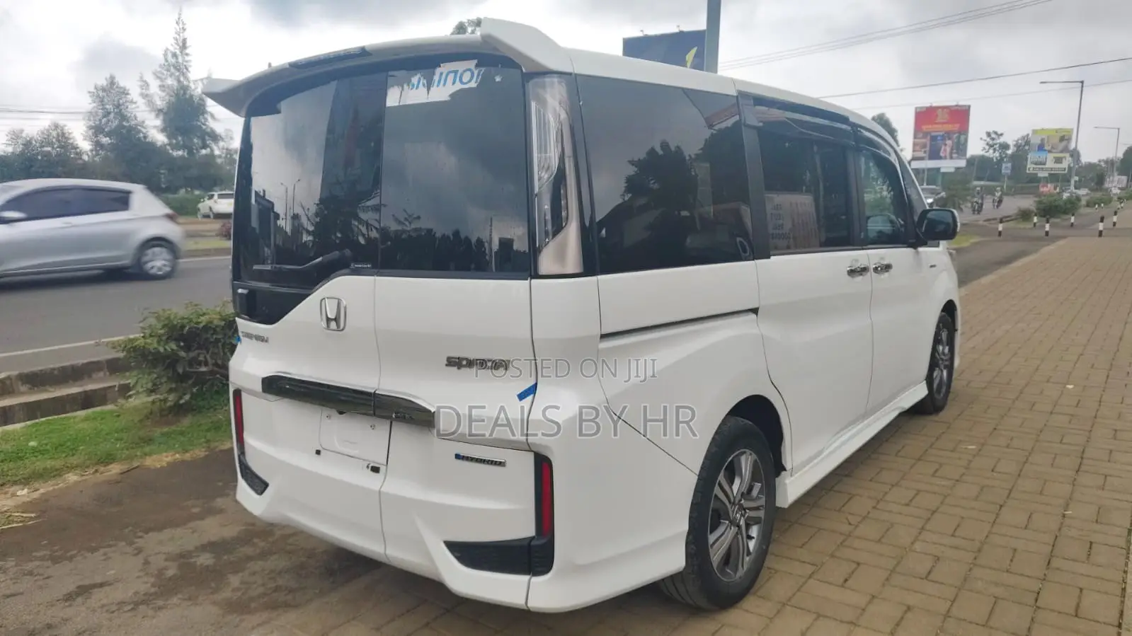 Honda Stepwgn 2018 White