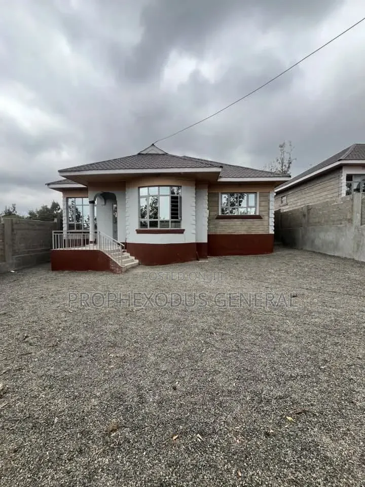 3bdrm Bungalow in Matasia for sale