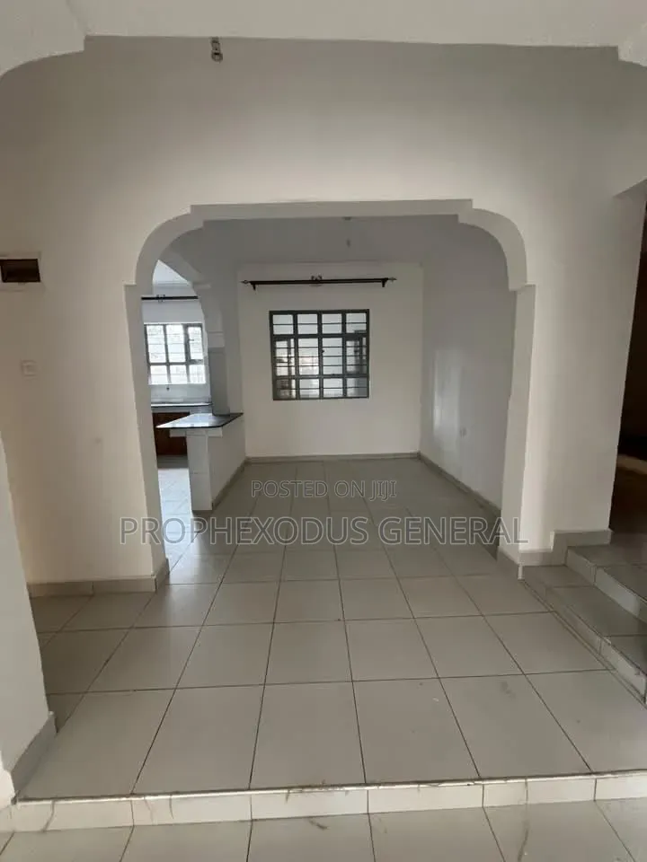 3bdrm Bungalow in Matasia for sale