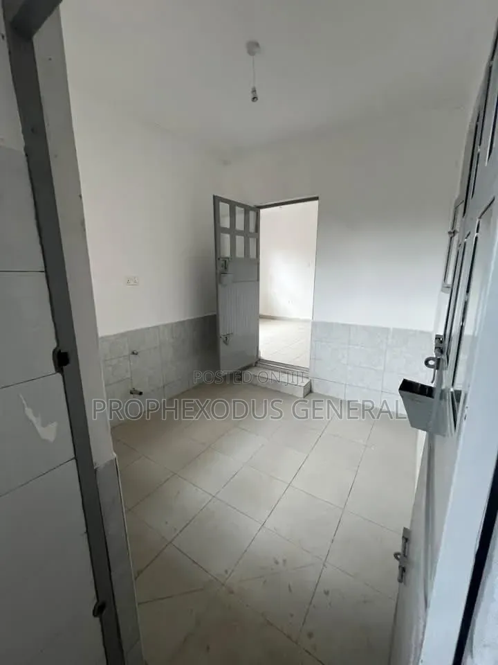 3bdrm Bungalow in Matasia for sale