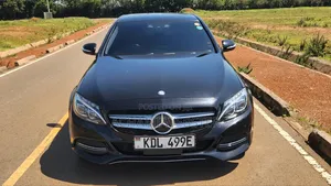 Mercedes-Benz C200 2016 Black