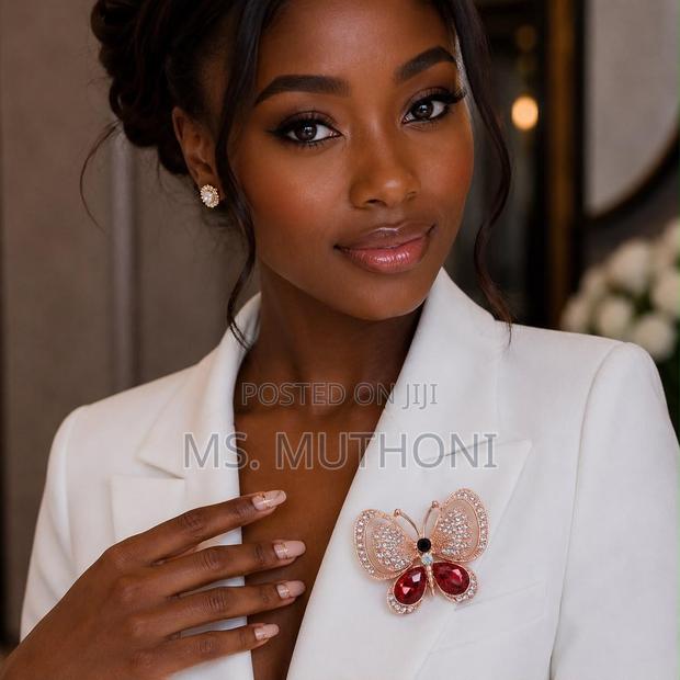 Power Statement Brooches for the Blazer ! - main view