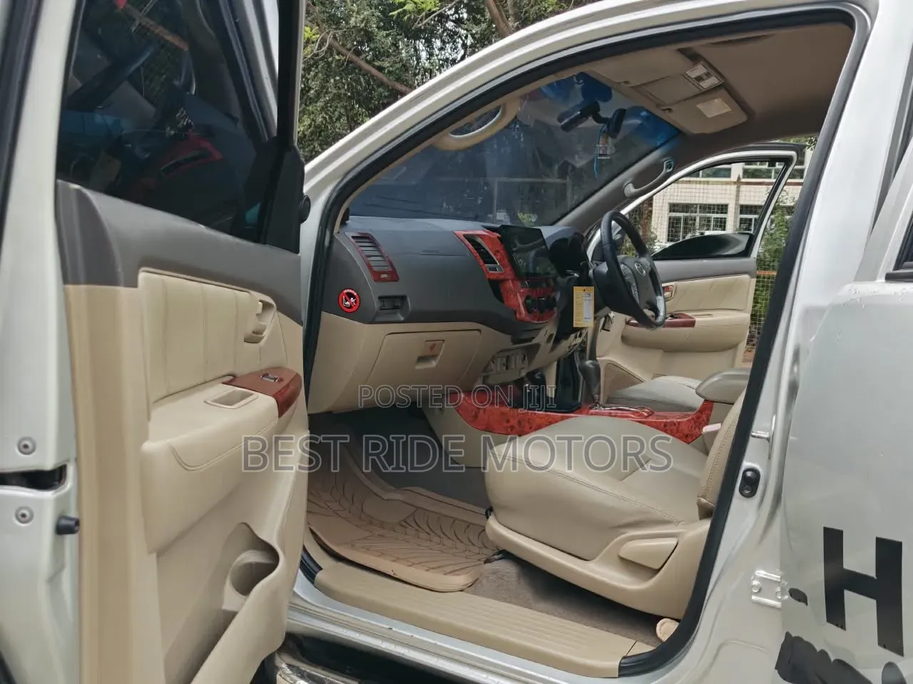 Toyota Hilux 3.0 D-4D 4x4 2014 Silver