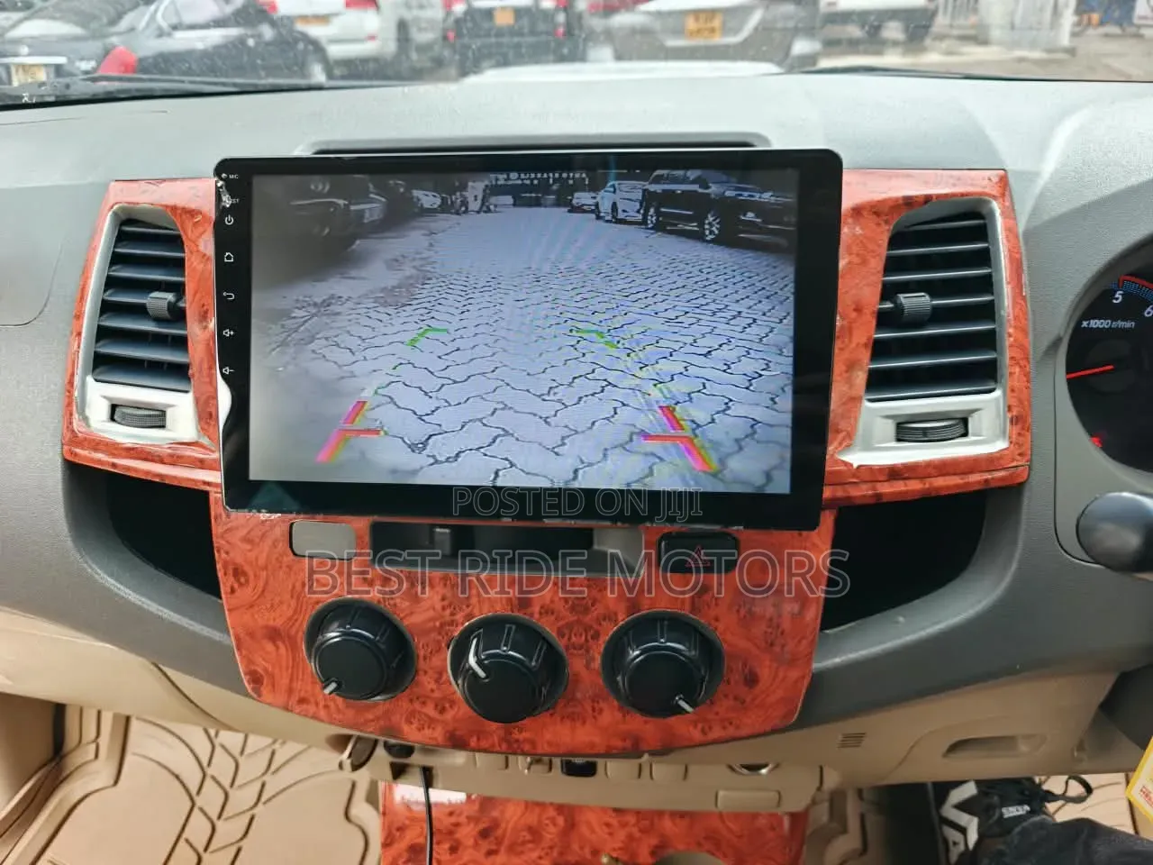 Toyota Hilux 3.0 D-4D 4x4 2014 Silver