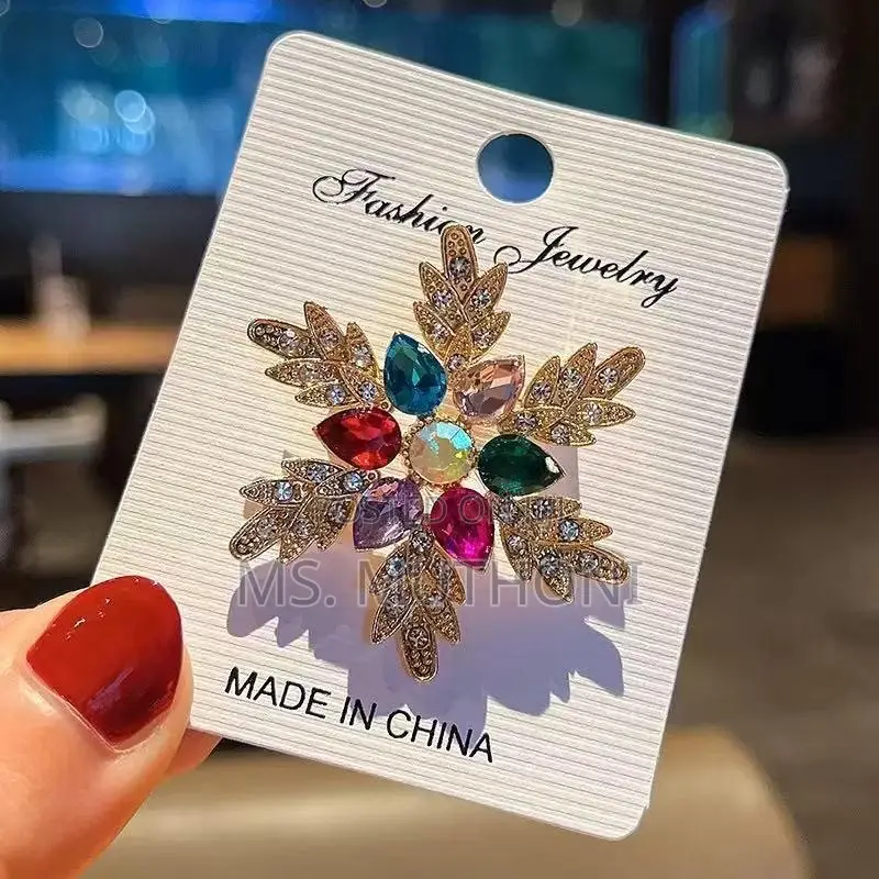 Meet the Perfect Accessory, the Brooch!