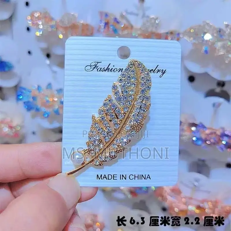 Meet the Perfect Accessory, the Brooch!