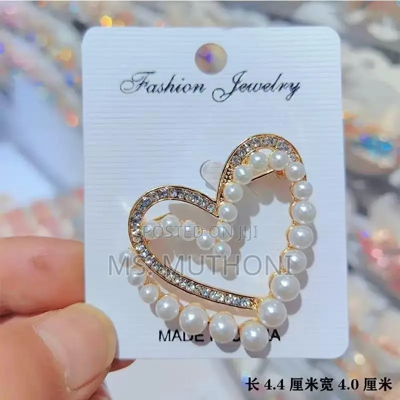 Elegant Anchor Pieces (Brooches)