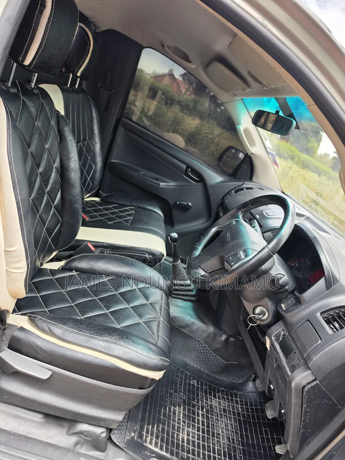 Isuzu D-MAX 2021 Gold