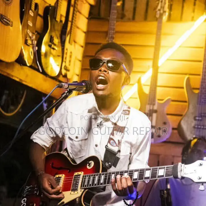 Guitar Teacher / Guitar Tutor