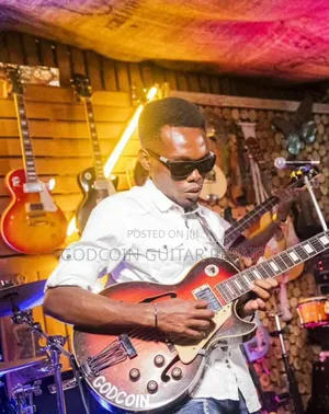 Guitar Teacher / Guitar Tutor
