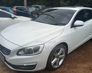 Volvo V60 2018 White
