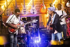 Physical Guitar Teacher/Guitar Online Classes