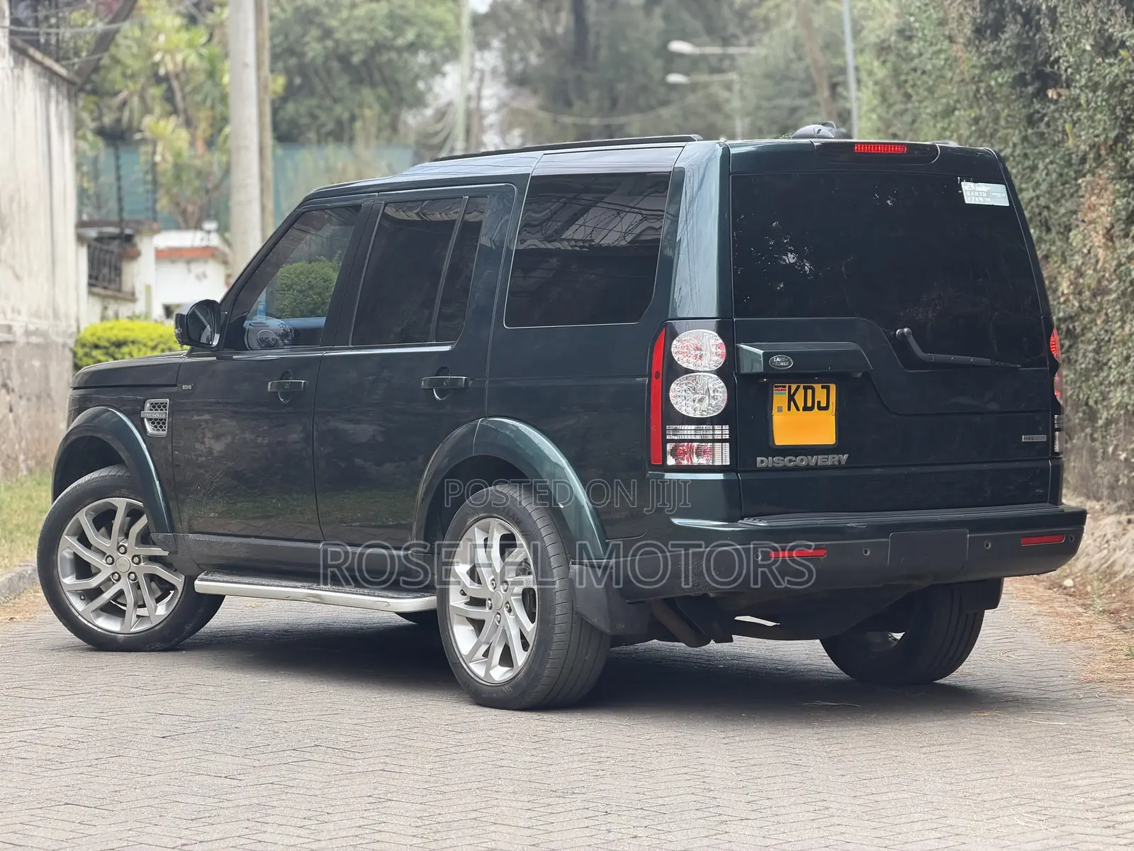 Land Rover Discovery 2015 Green