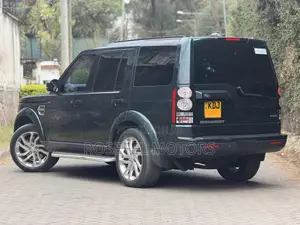 Land Rover Discovery 2015 Green