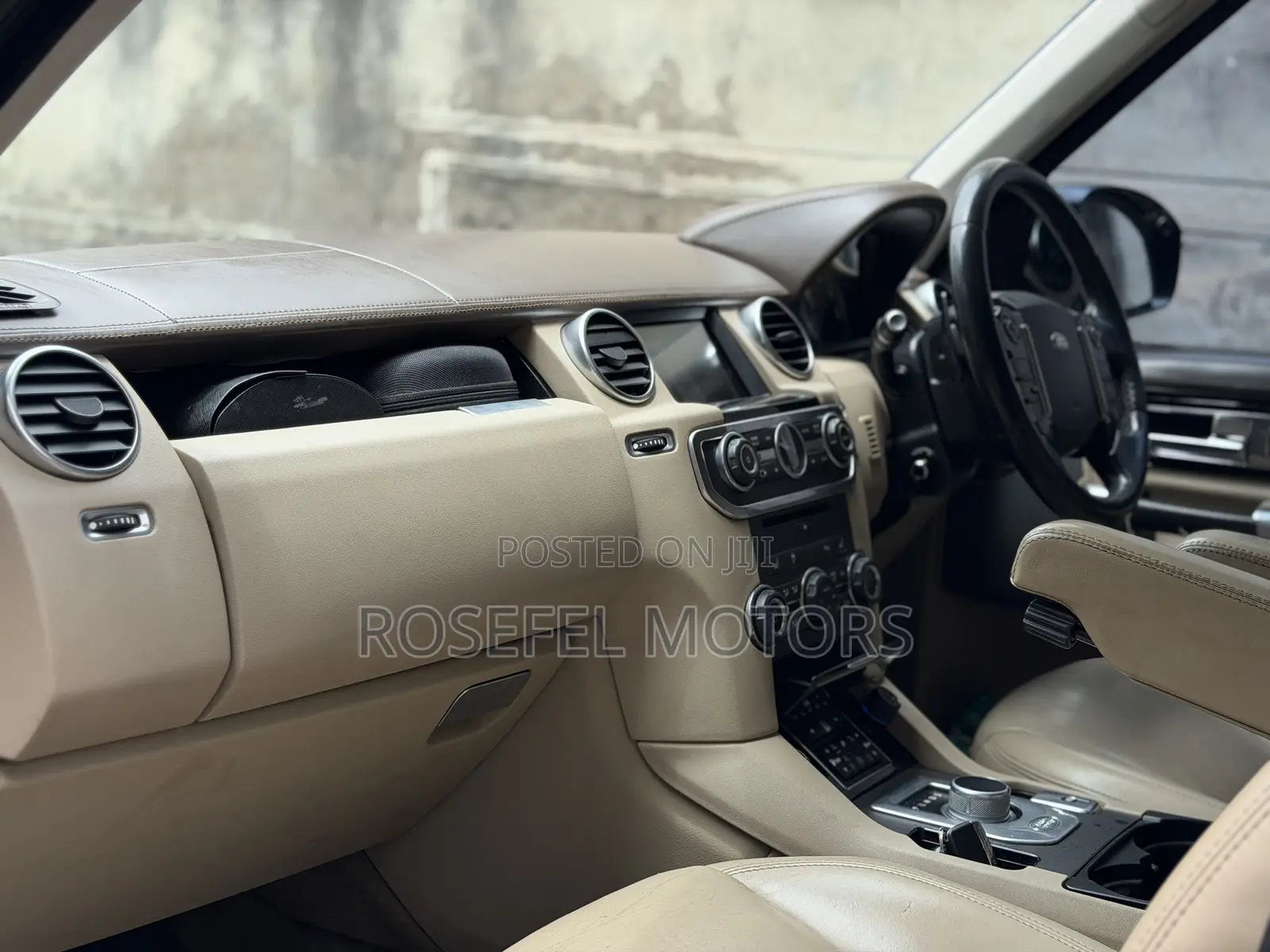 Land Rover Discovery 2015 Green