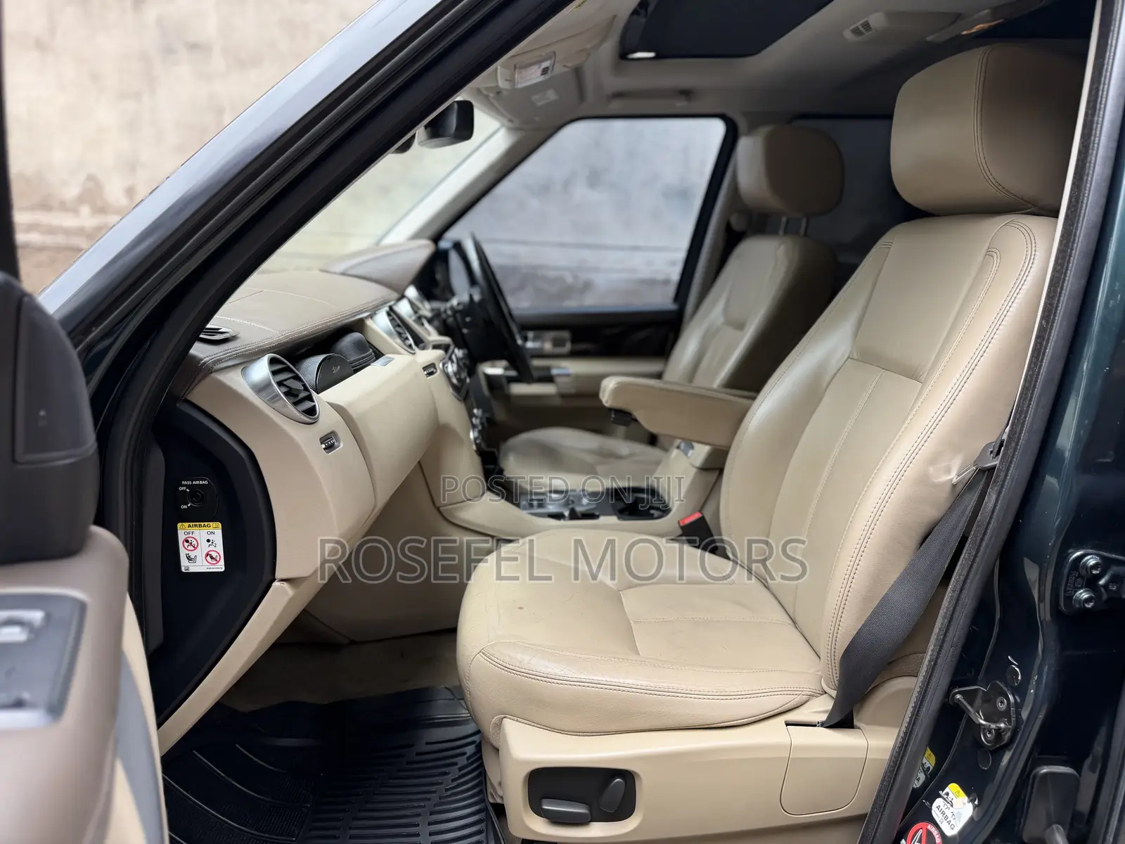 Land Rover Discovery 2015 Green