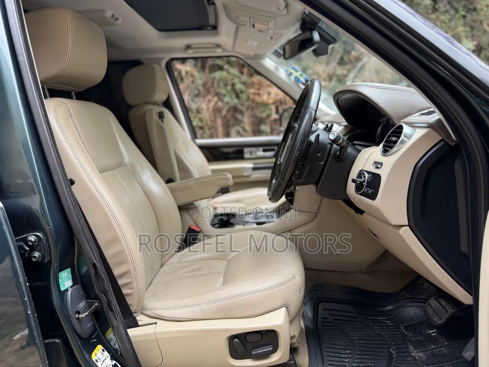 Land Rover Discovery 2015 Green