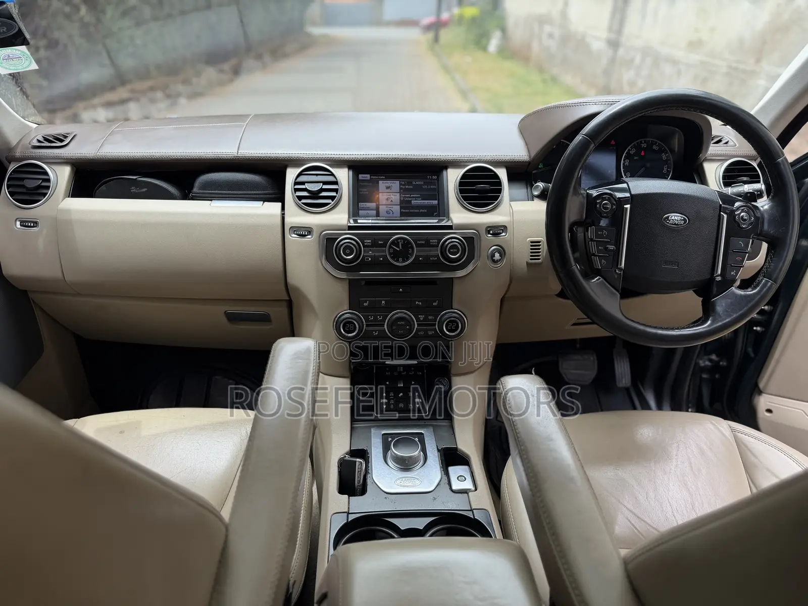 Land Rover Discovery 2015 Green