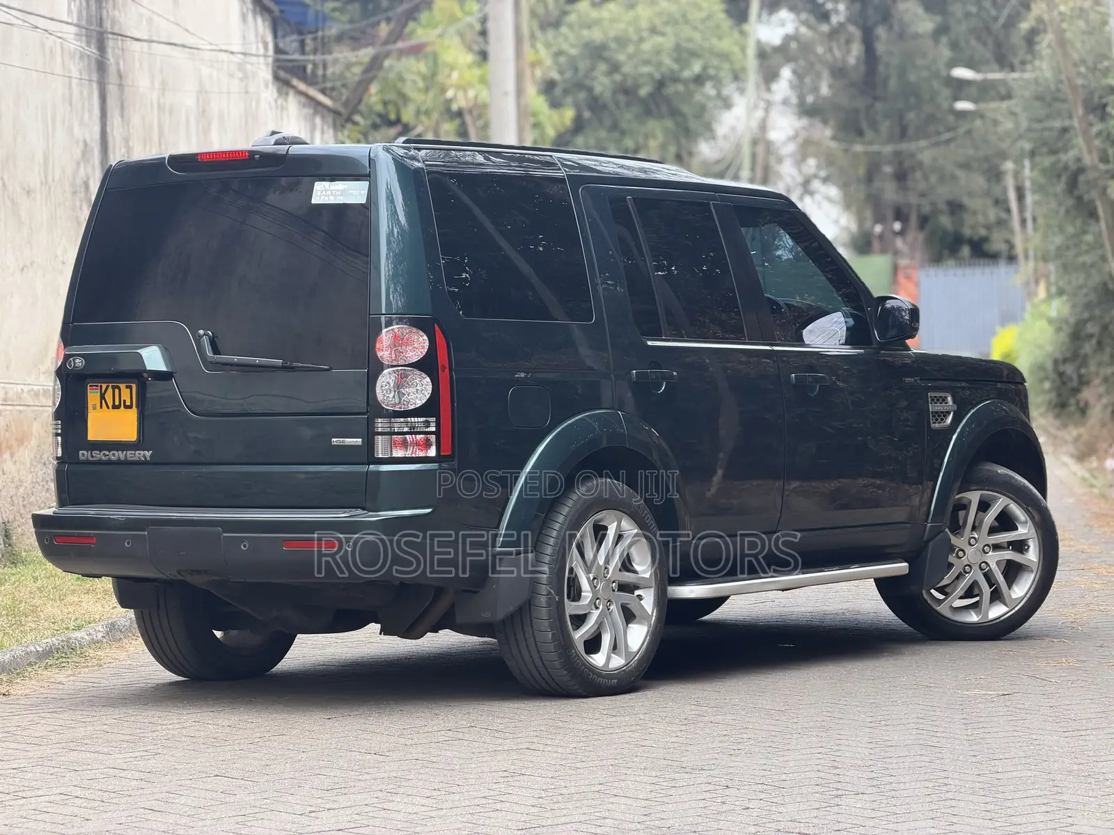 Land Rover Discovery 2015 Green