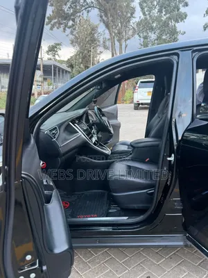 Toyota Harrier 2.0 Turbo 2017 Black