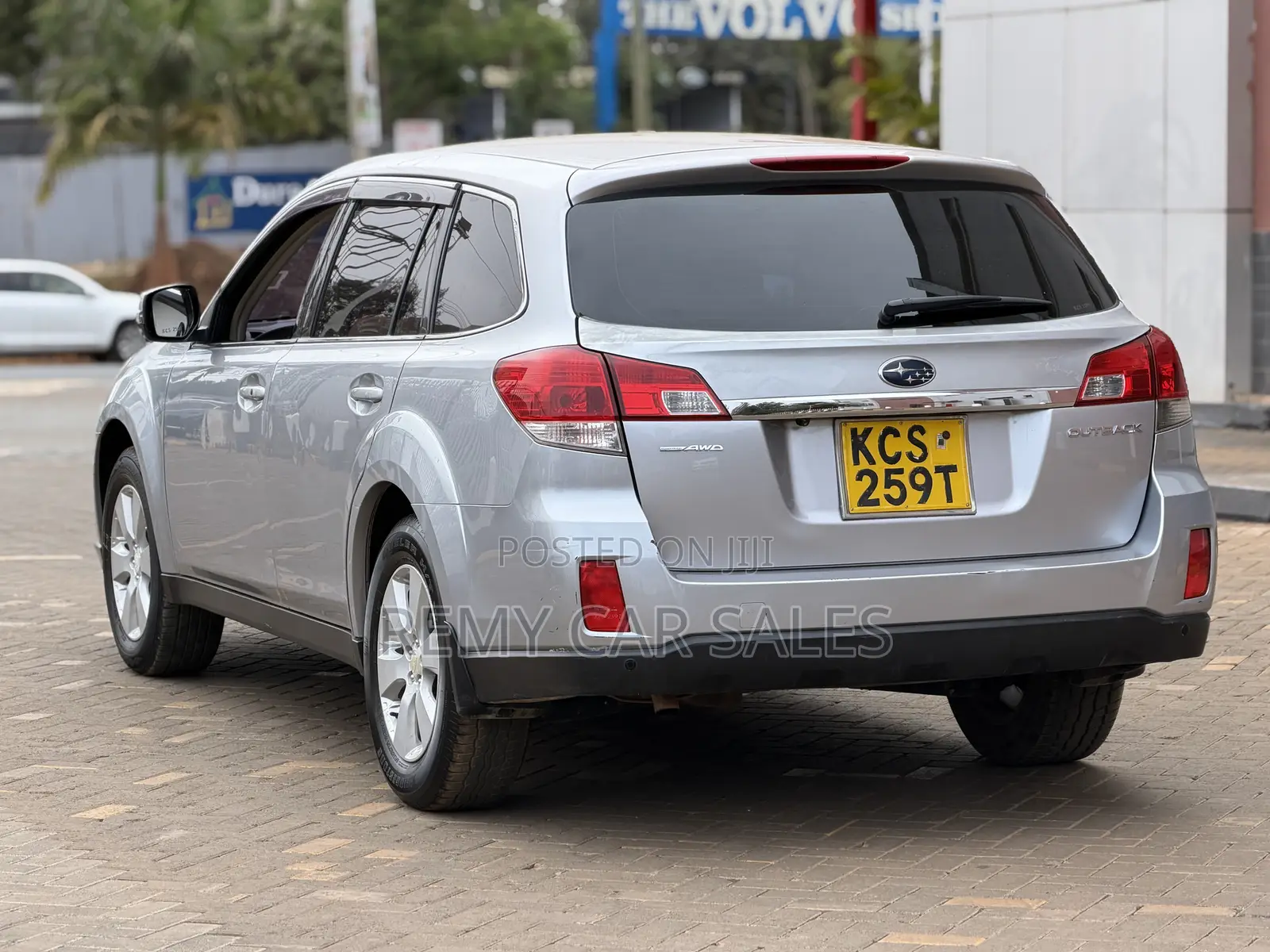Subaru Outback 2012 Silver