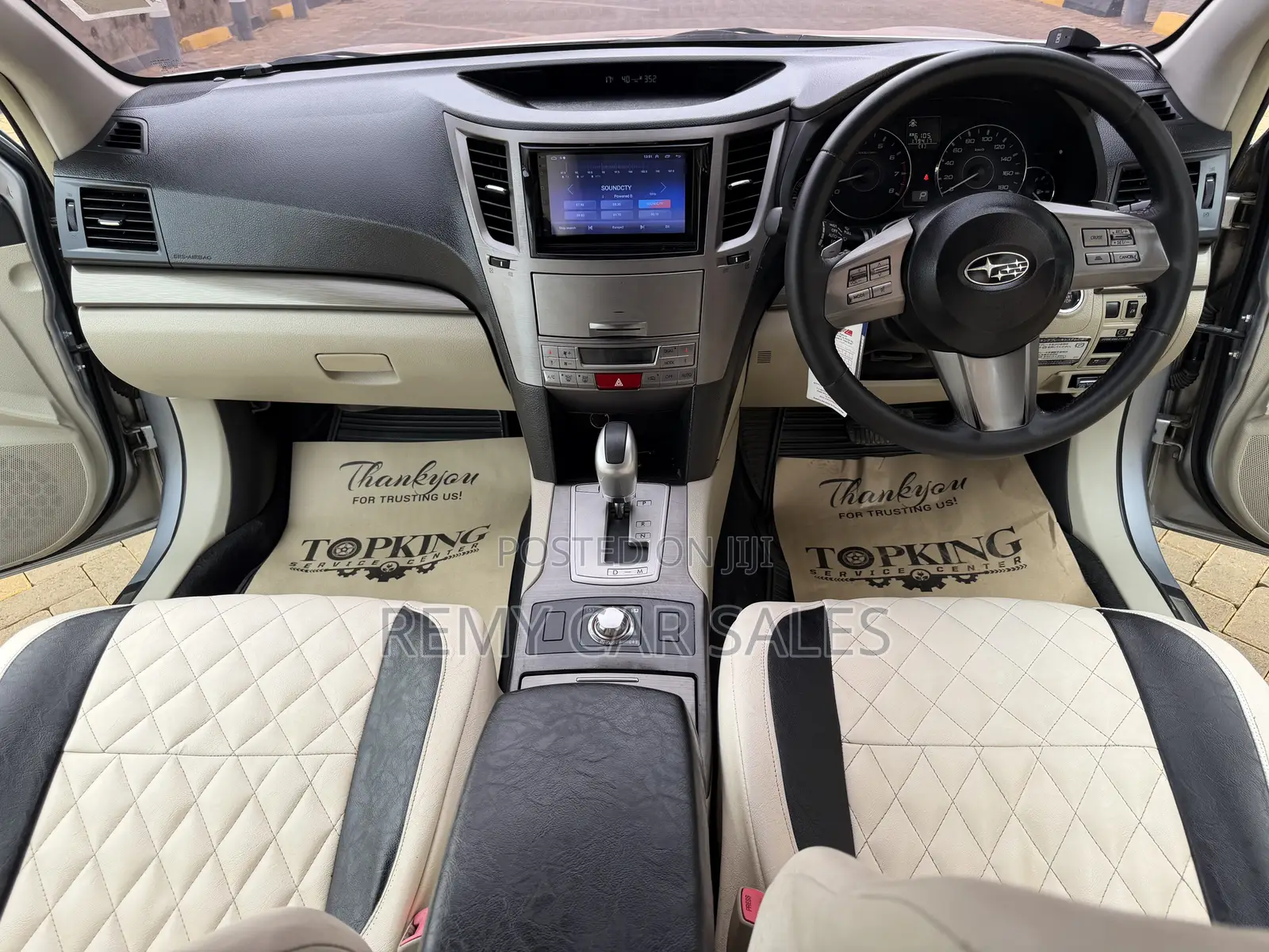 Subaru Outback 2012 Silver
