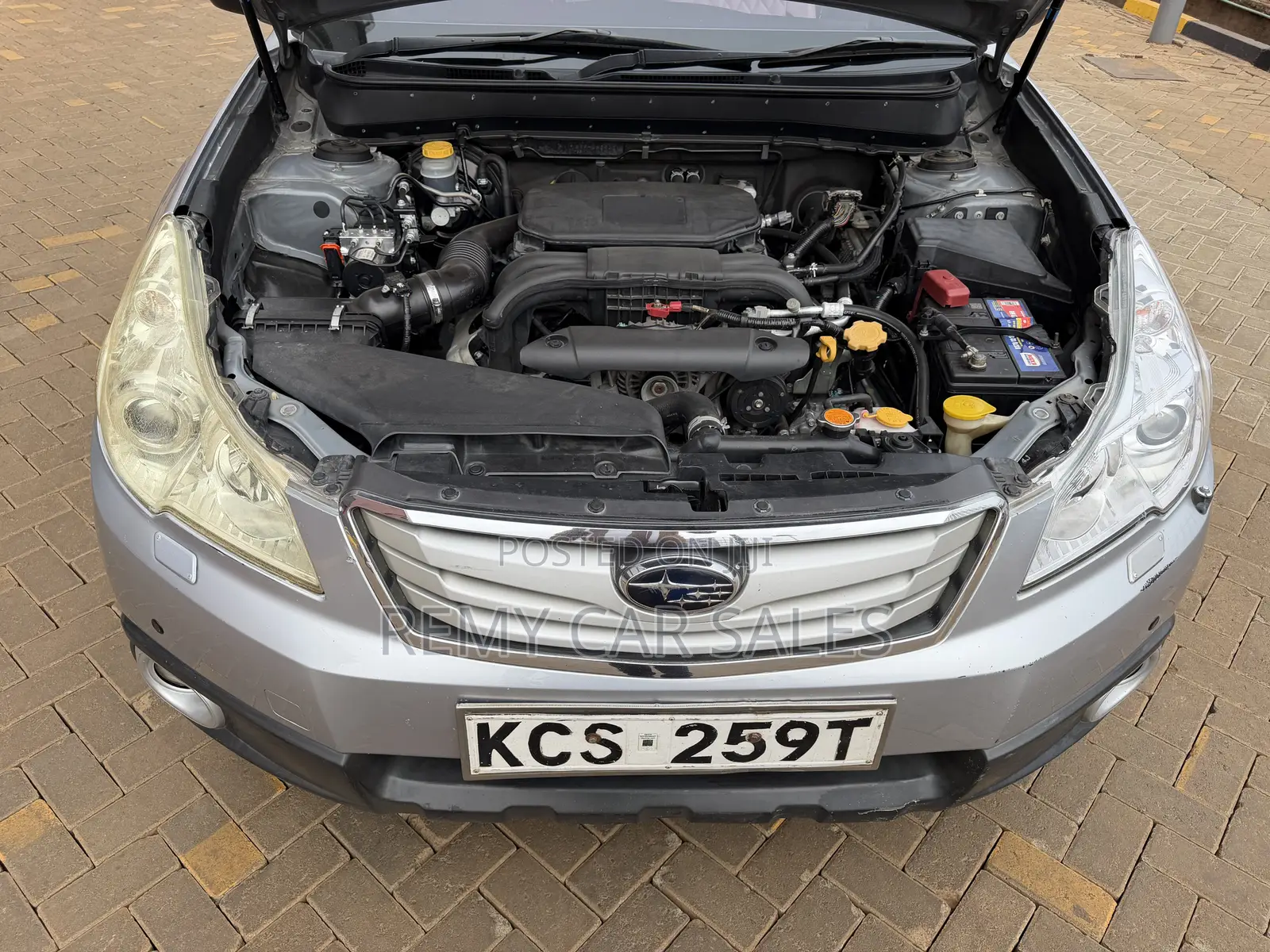 Subaru Outback 2012 Silver