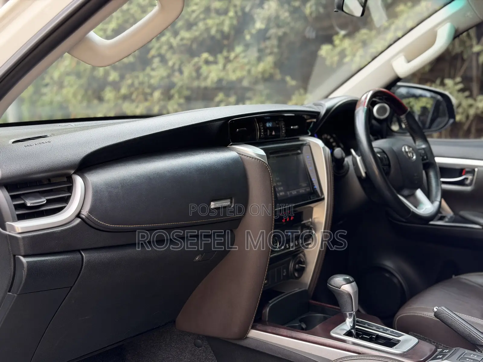 Toyota Fortuner 2.8 D AWD 2019 White