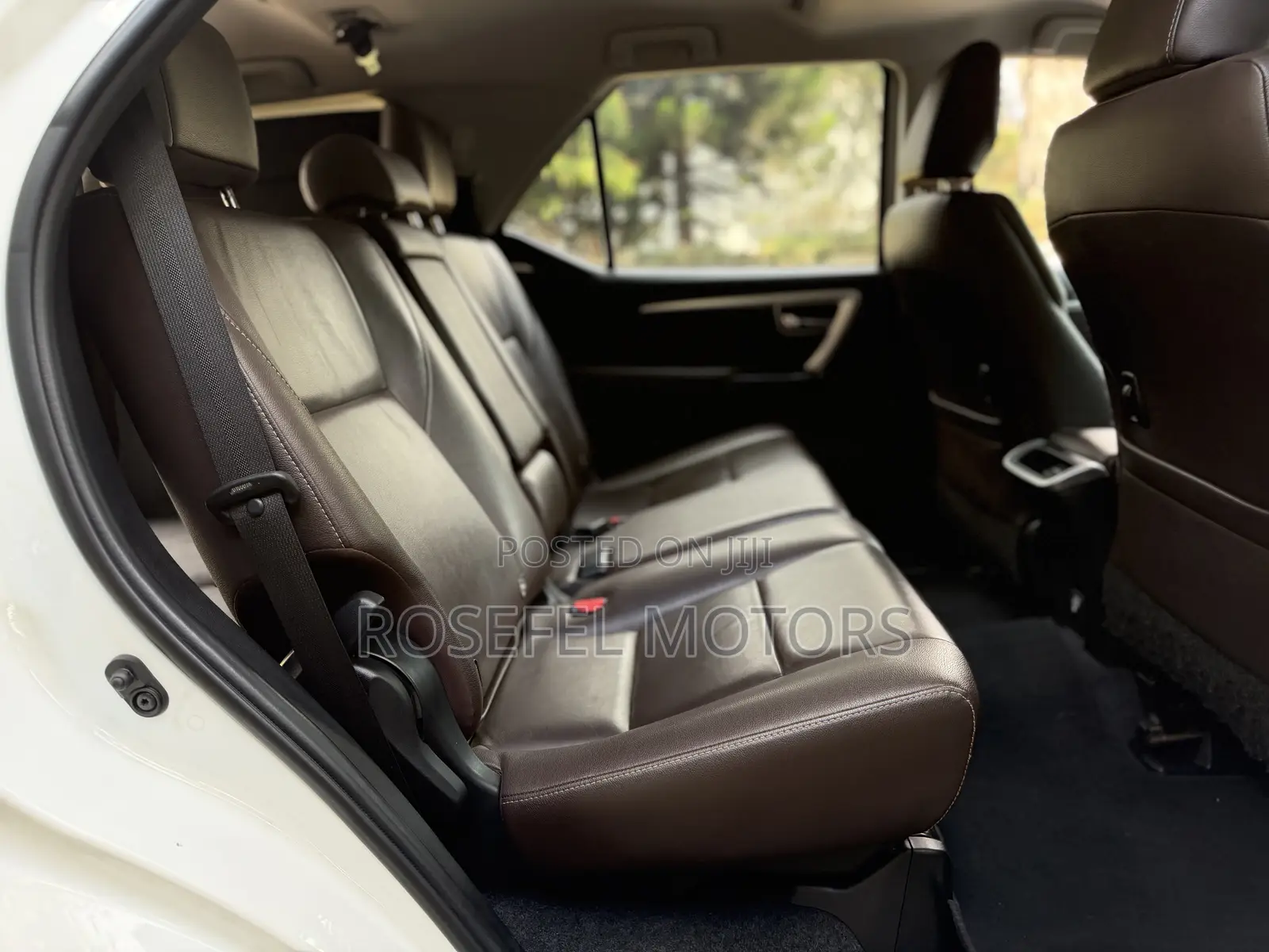 Toyota Fortuner 2.8 D AWD 2019 White
