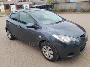 Mazda Demio 2011