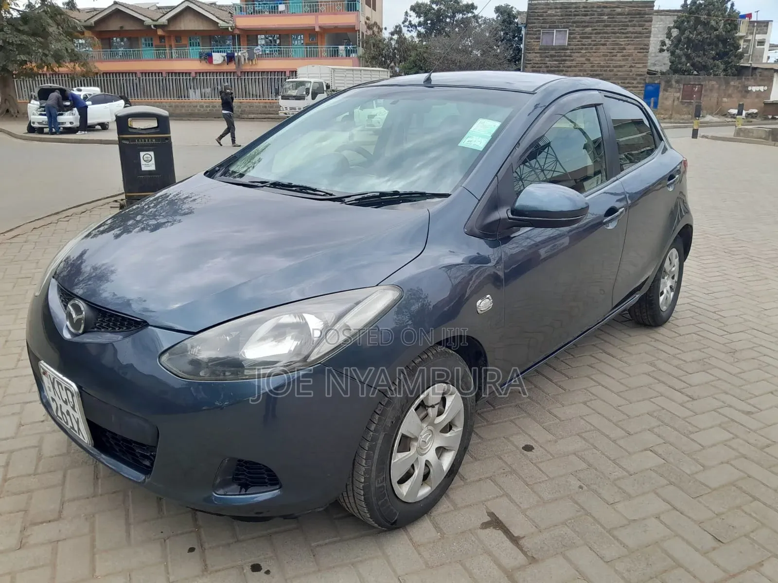 Mazda Demio 2011