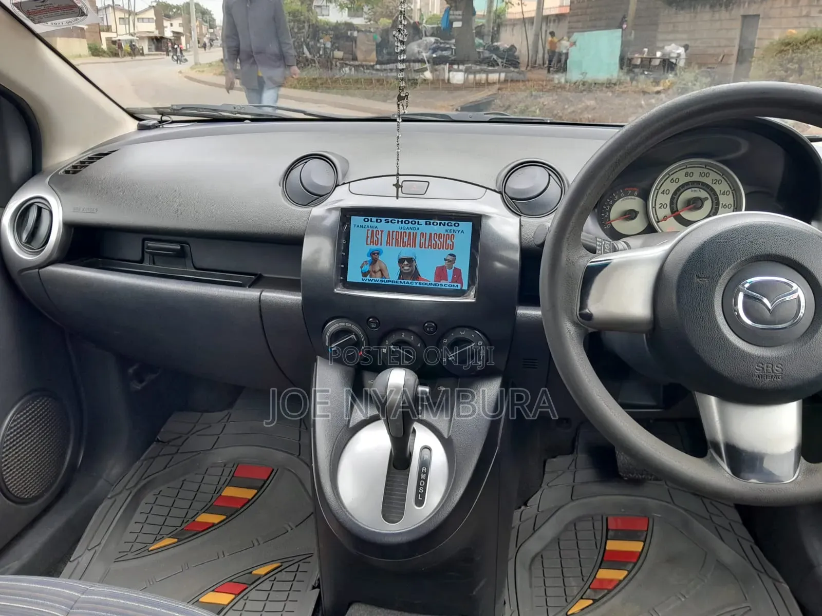 Mazda Demio 2011