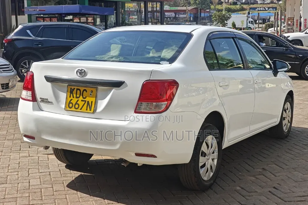 Toyota Axio 2014 White