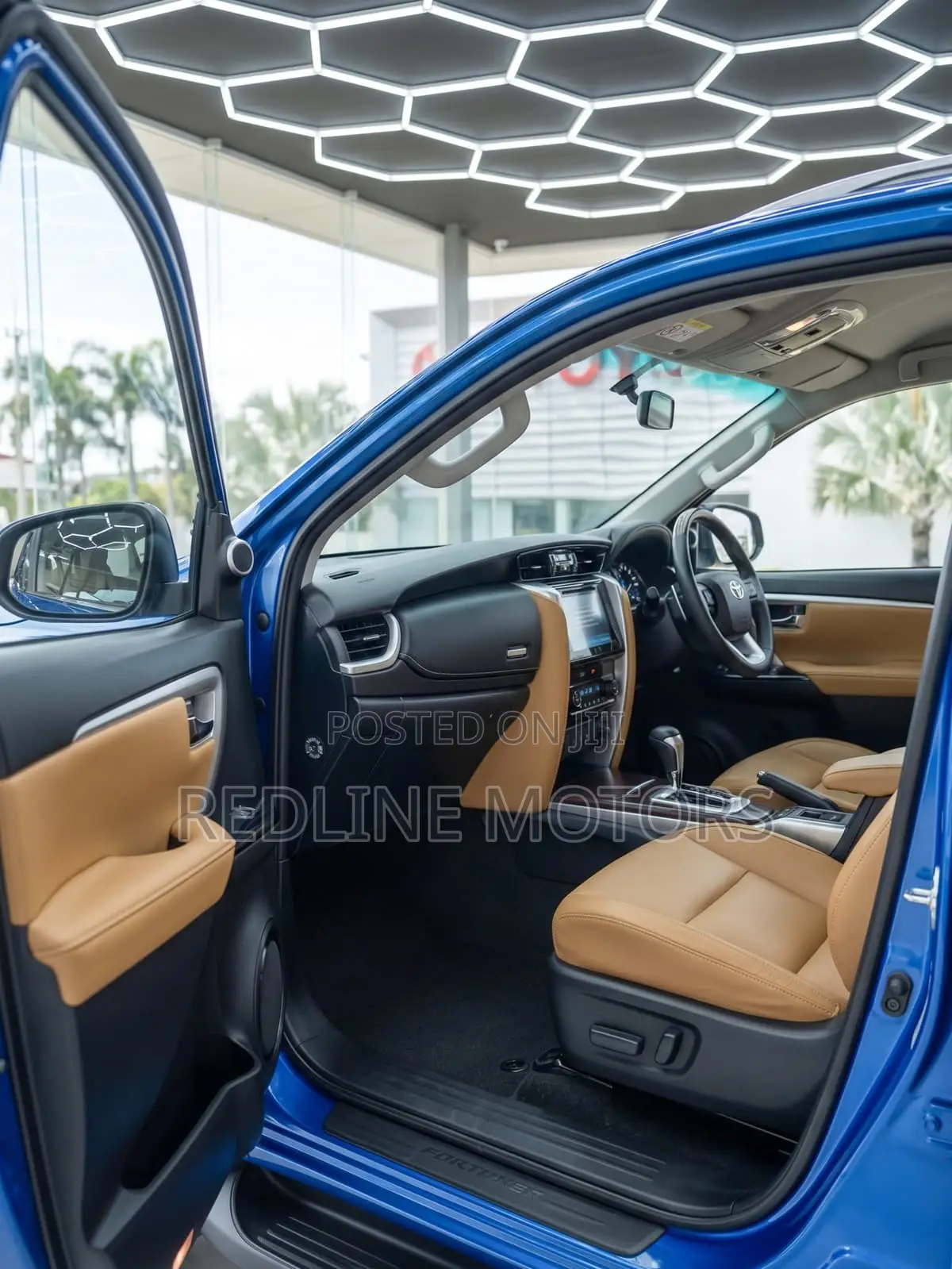 Toyota Fortuner 2.8 D AWD 2019 Blue