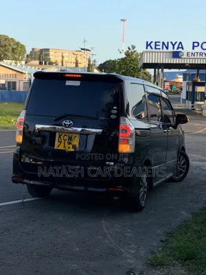 Toyota Voxy 2012 Black