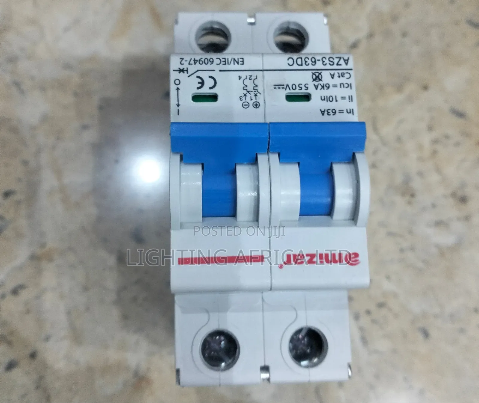 Solarmax 1.5 KVA Inverter - 200Ah Lithium - 625W Solar - Full Kit