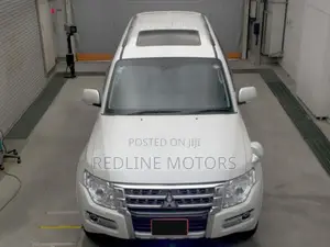 Mitsubishi Pajero V90 3.2 DI-D GL 2019 Off white