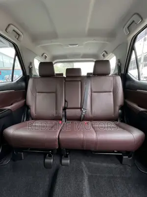 Toyota Fortuner 2.4 D AWD 2019 Brown