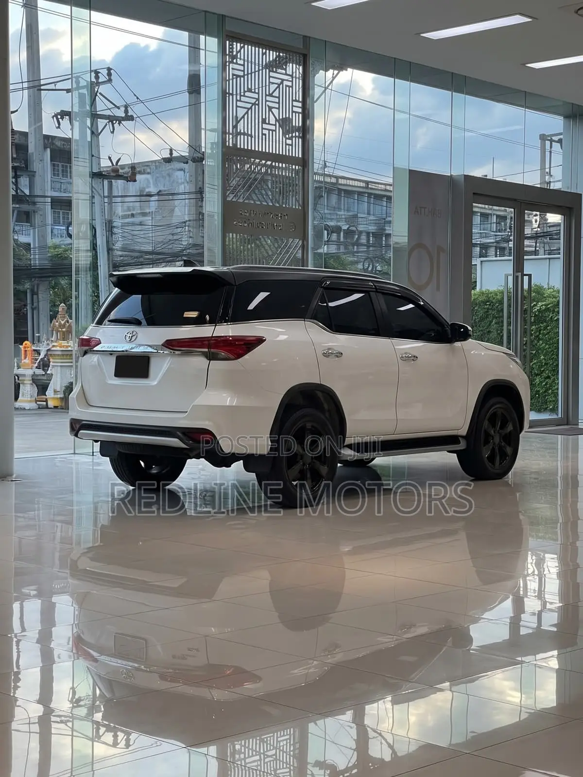 Toyota Fortuner 2.8 D AWD 2019 White
