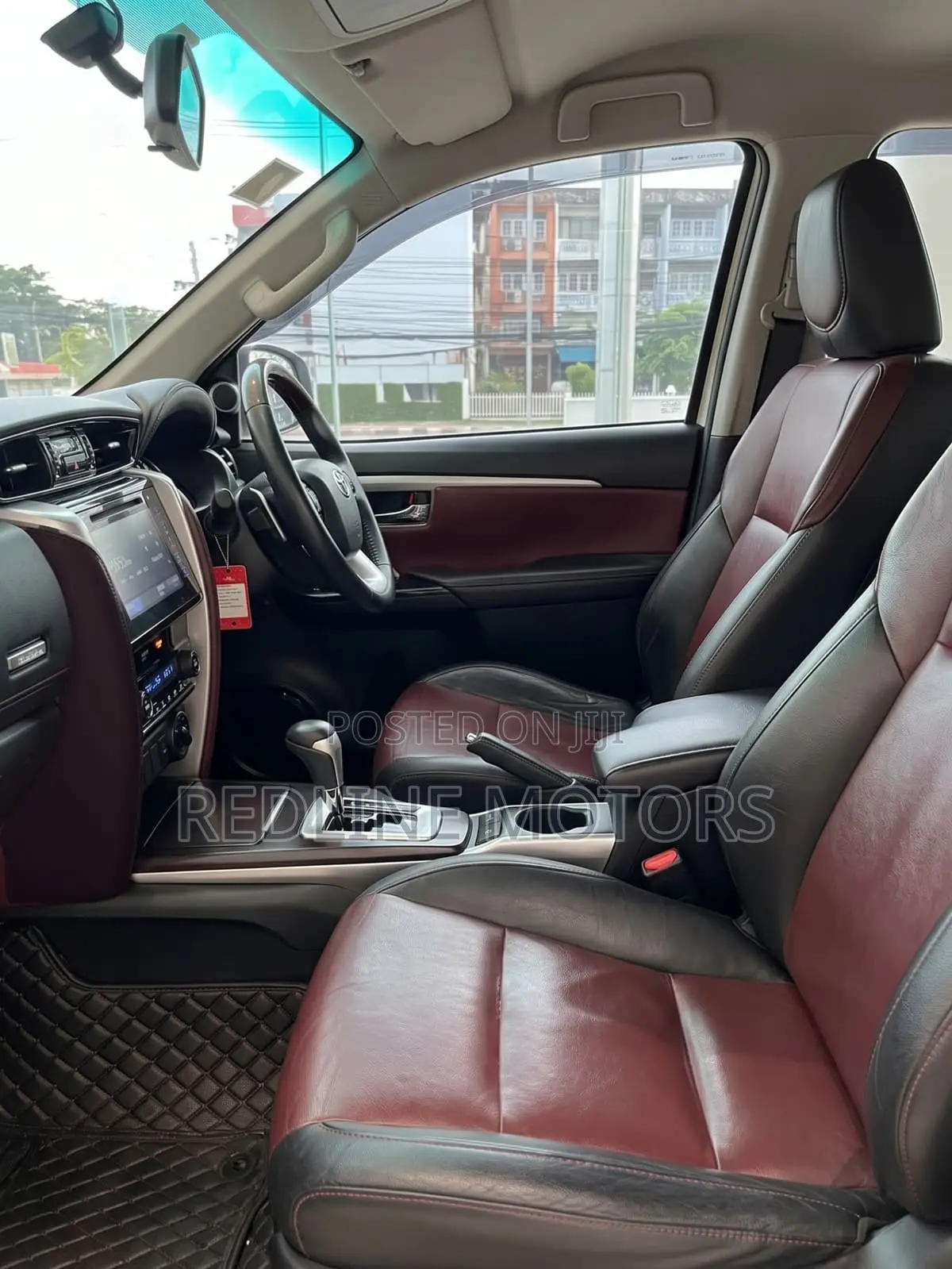 Toyota Fortuner 2.8 D AWD 2019 White